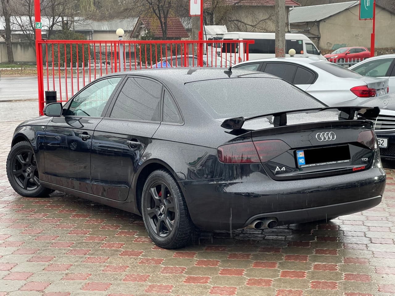 Audi A4 2011 — Миниатюра 2