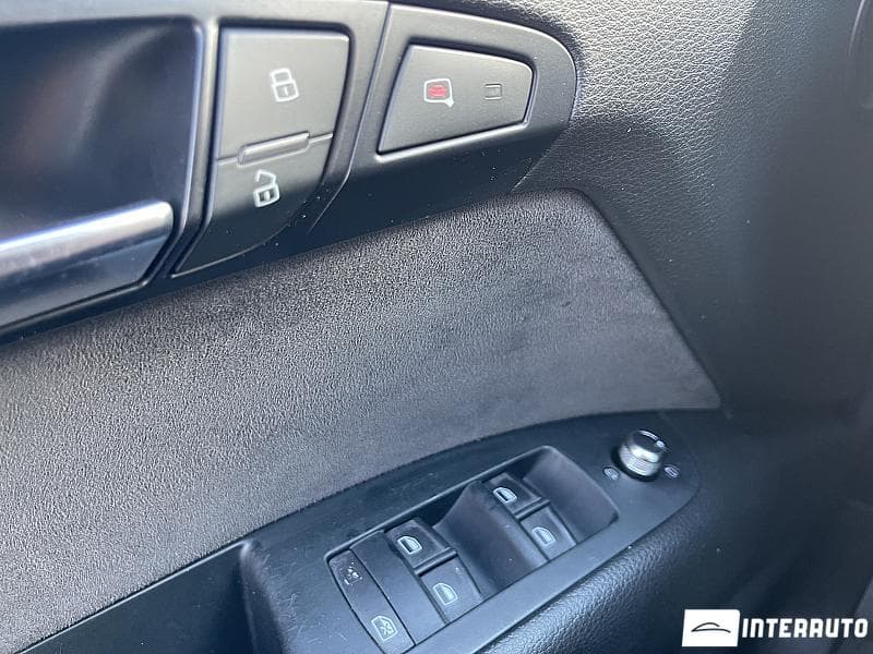 Audi Q7 2011 — Миниатюра 7