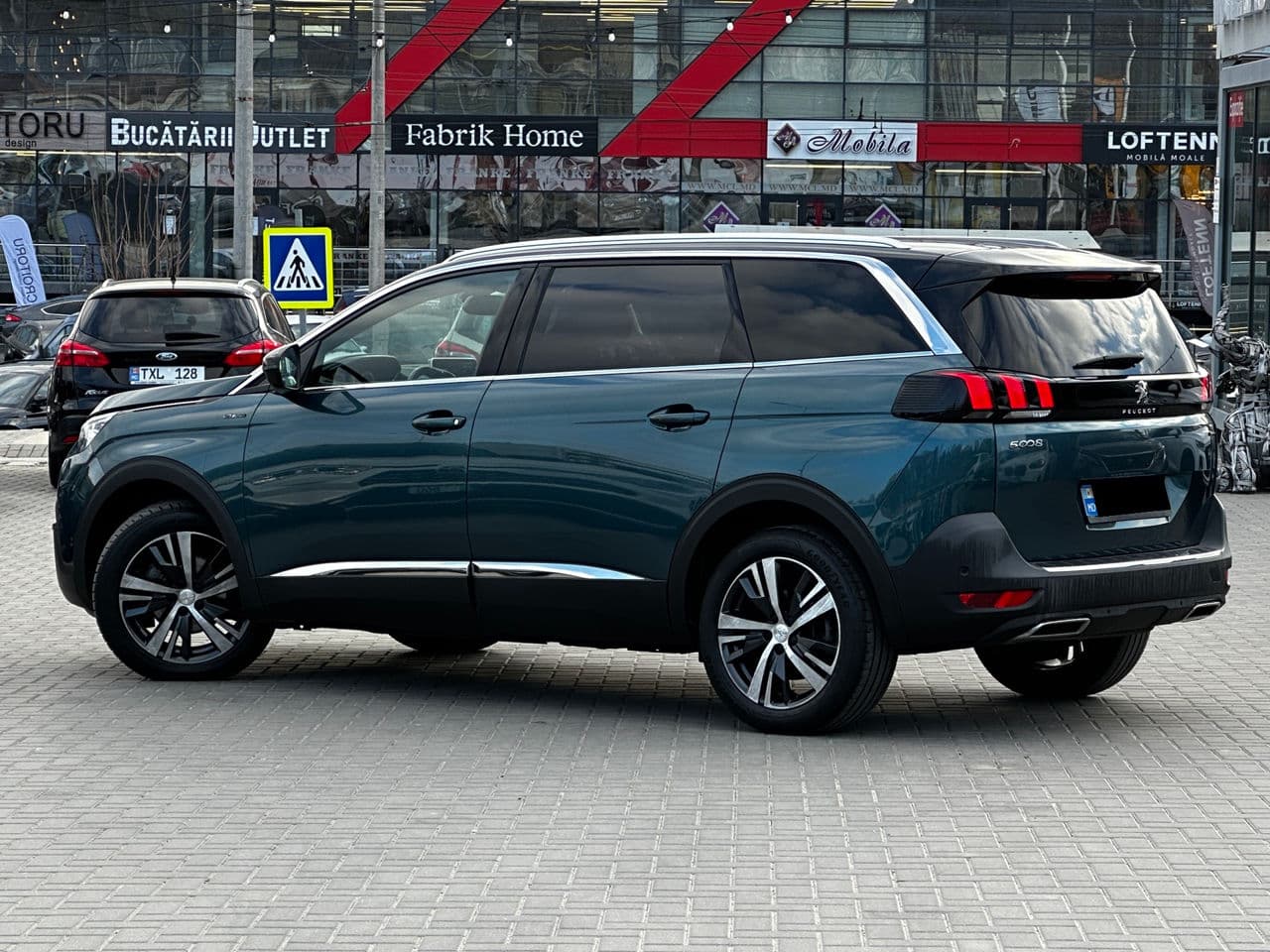 Peugeot 5008 2018 — Миниатюра 4