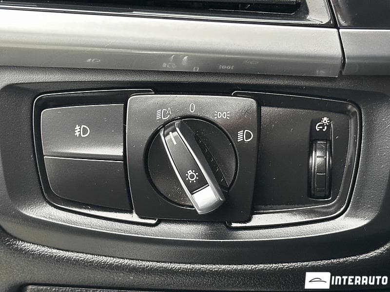 BMW X5 4.0e 2017 — Миниатюра 21