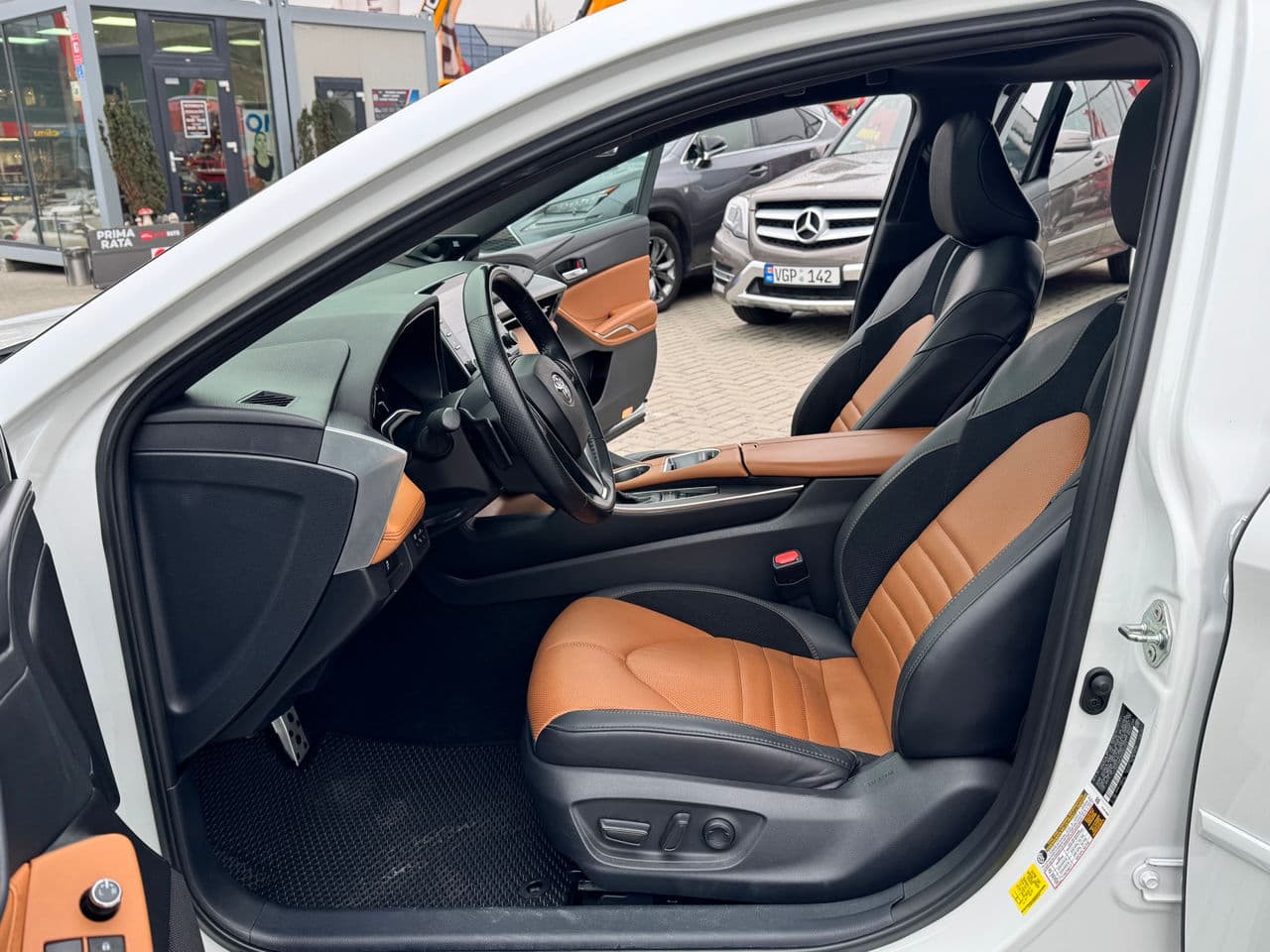 Toyota Avalon 2020 — Миниатюра 7