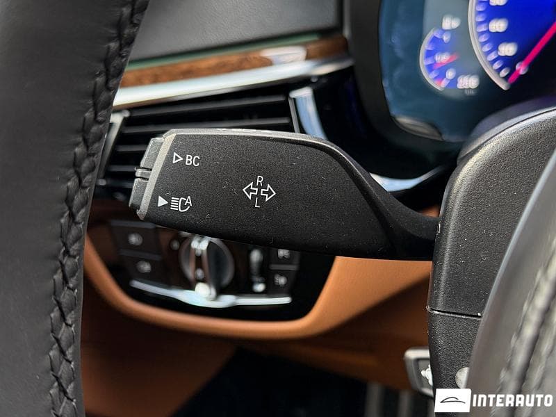 BMW 530 2019 — Миниатюра 14