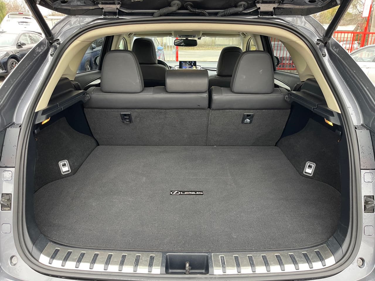 Lexus NX 300H 2016 — Миниатюра 19