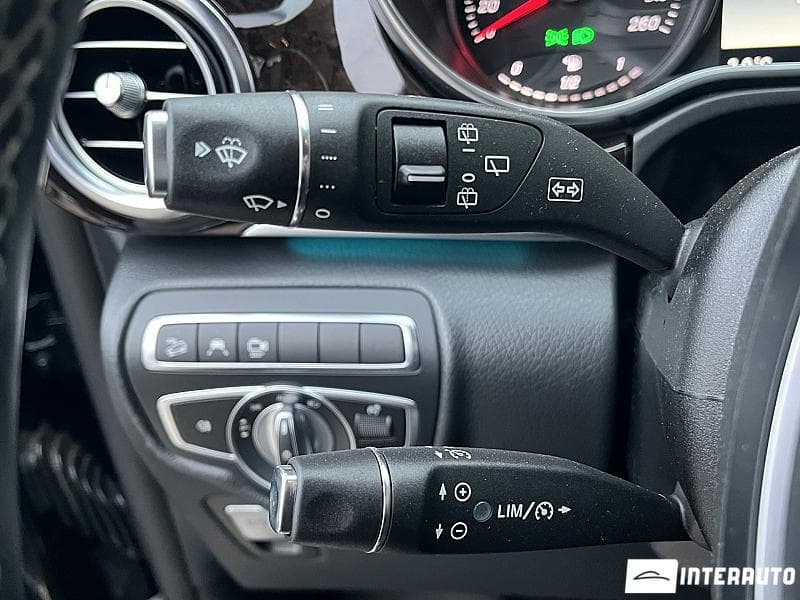Mercedes V 250 2018 — Миниатюра 10