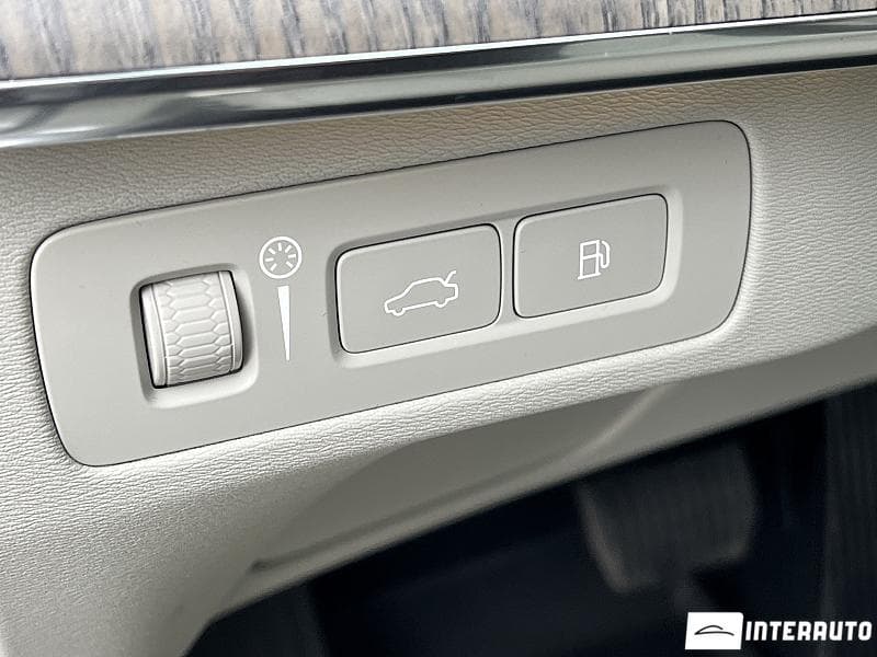 Volvo XC 90 2022 — Миниатюра 10