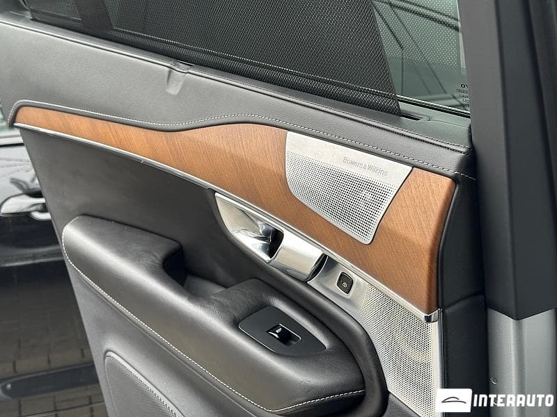 Volvo XC 90 2017 — Миниатюра 18