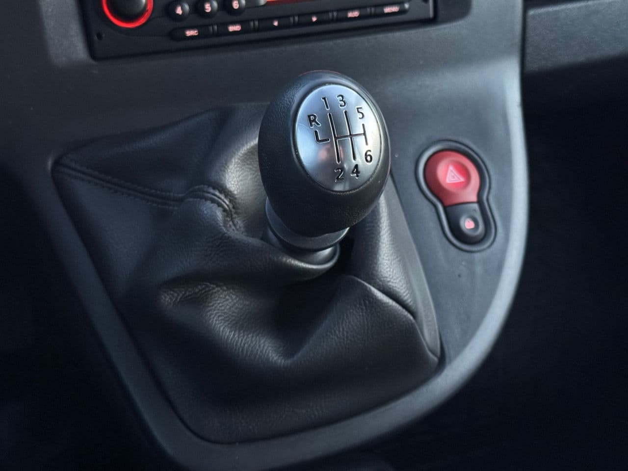 Renault Kangoo 2012 — Миниатюра 10