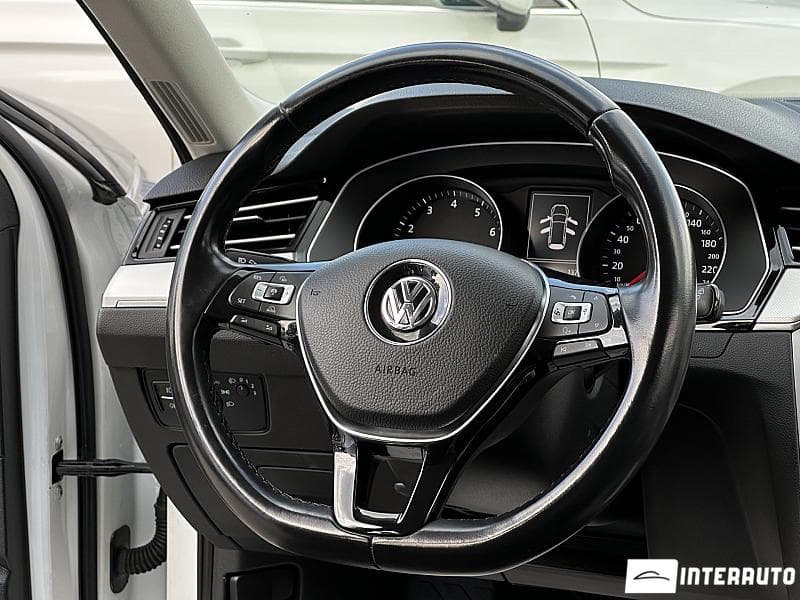 Volkswagen Passat 2015 — Миниатюра 7