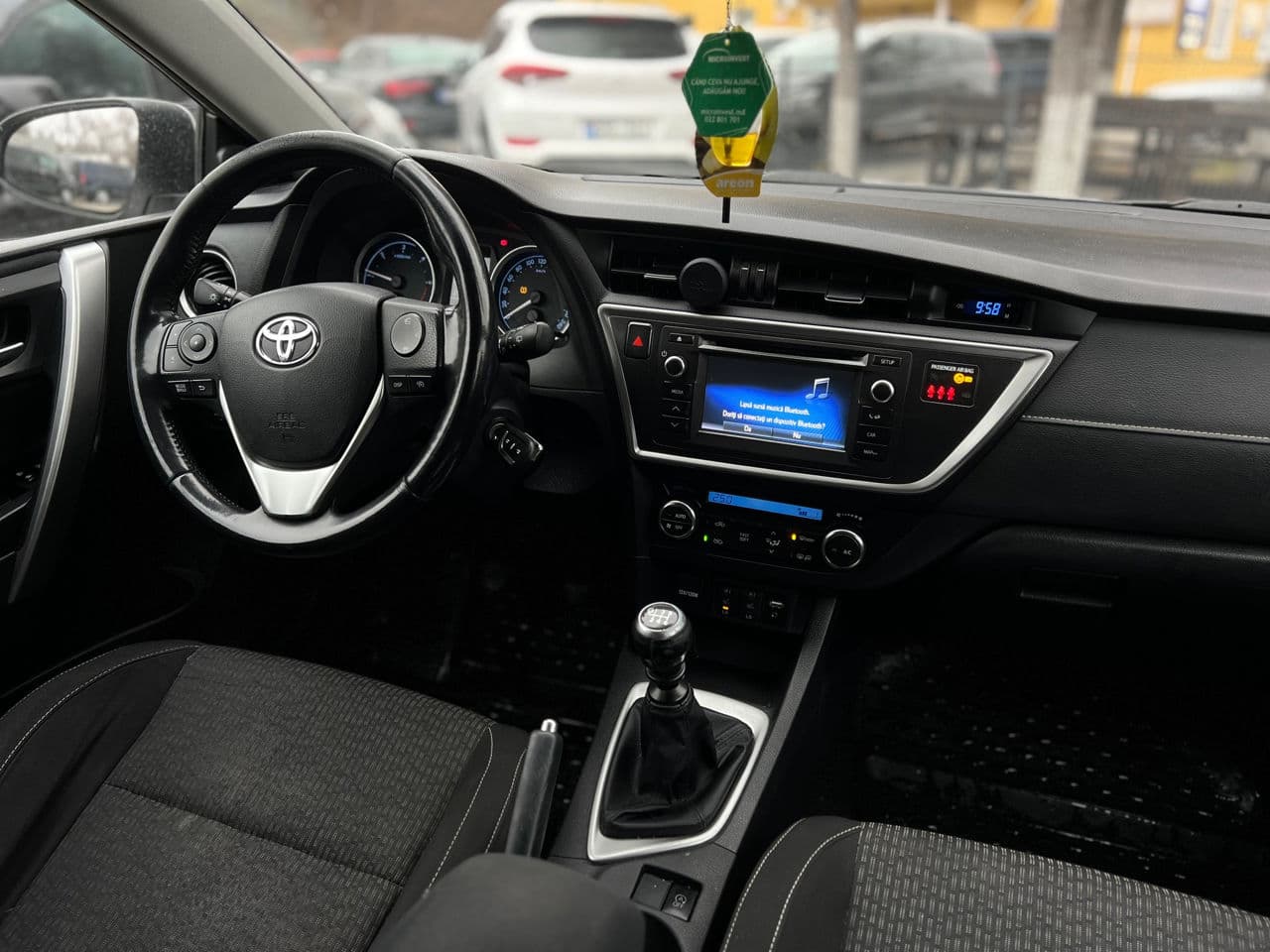 Toyota Auris 2014 — Миниатюра 8