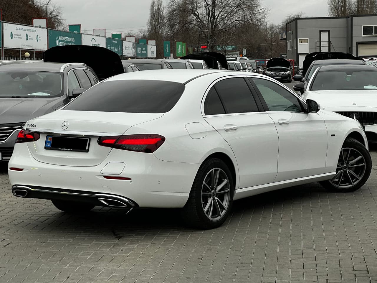 Mercedes E 300e 2020 — Миниатюра 3