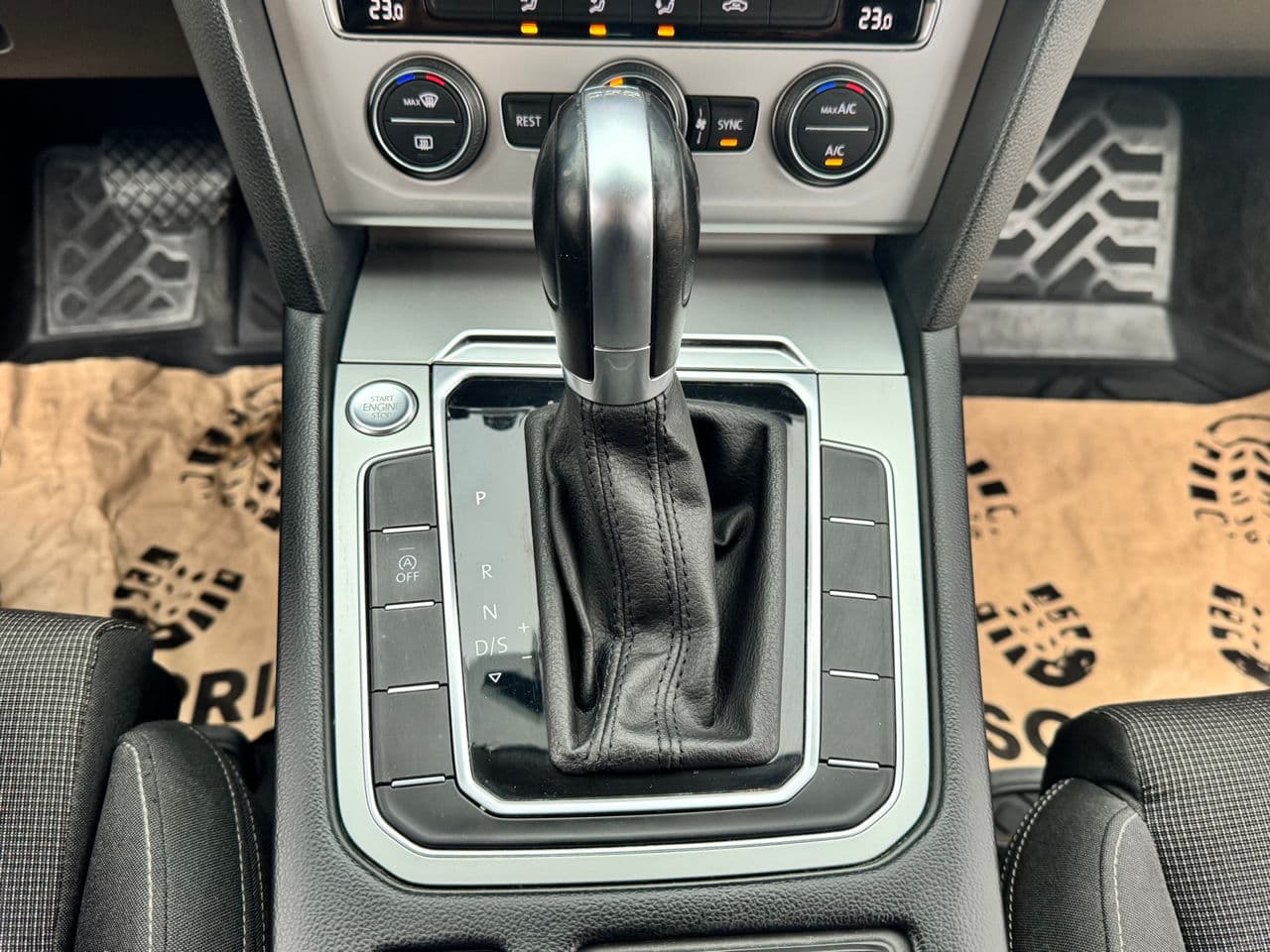 Volkswagen Passat 2018 — Миниатюра 12