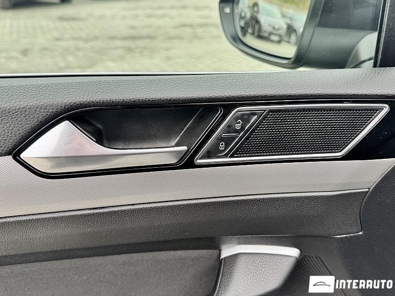 Volkswagen Passat 2018 — Миниатюра 18