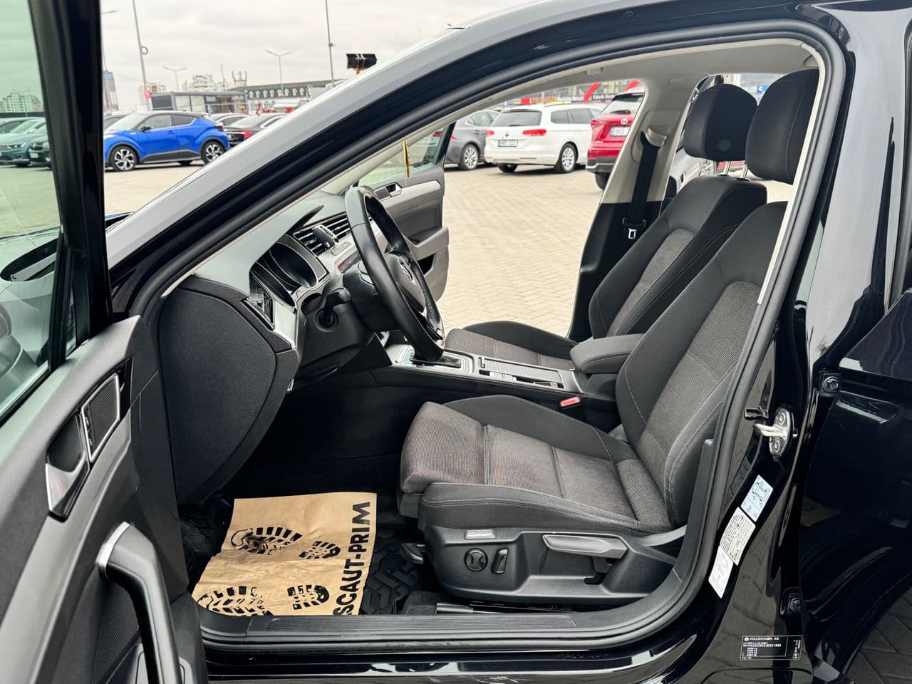 Volkswagen Passat 2018 — Миниатюра 5
