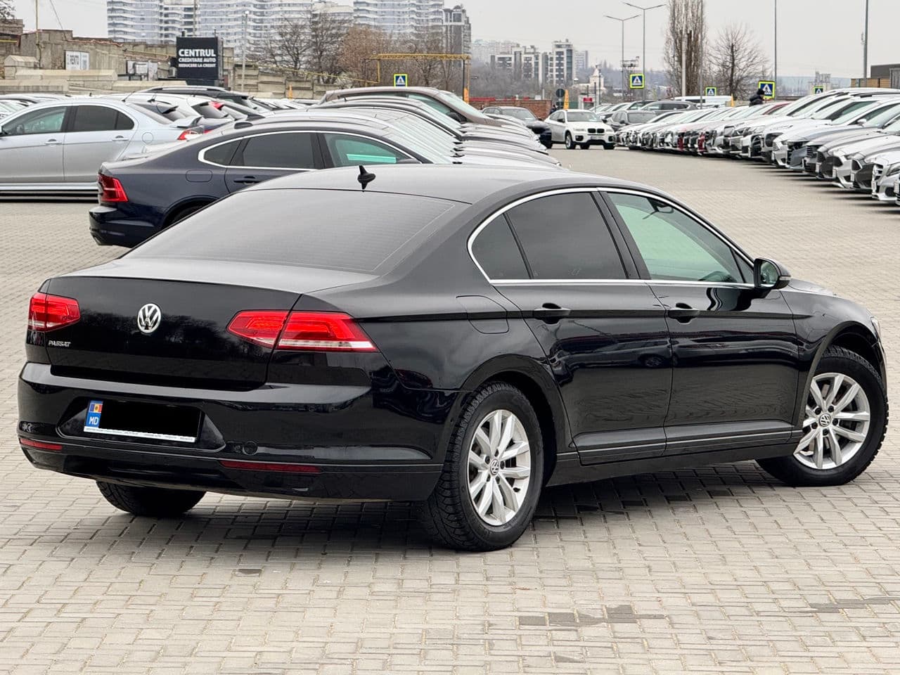 Volkswagen Passat 2018 — Миниатюра 3