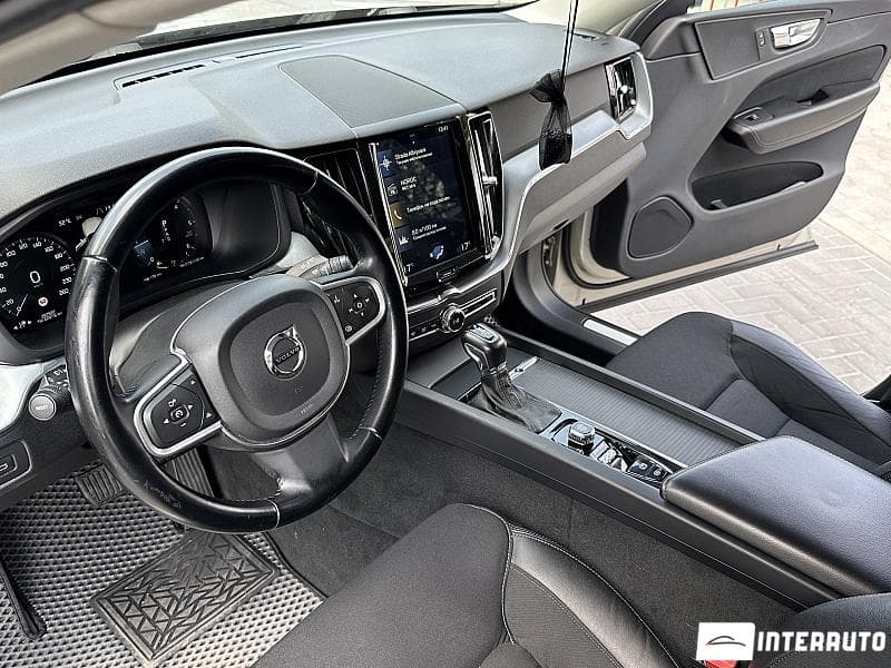 Volvo XC 60 2018 — Миниатюра 6
