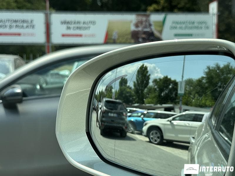 Volvo XC 60 2018 — Миниатюра 13