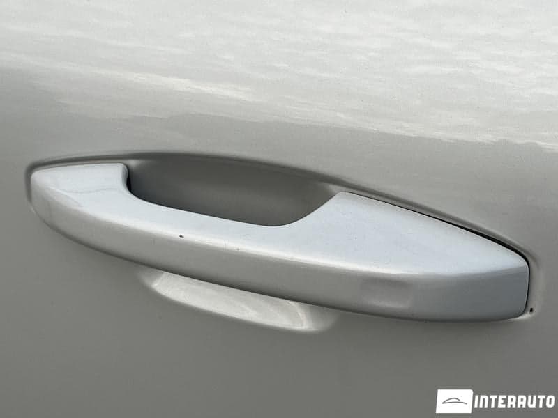 Volvo XC 40 2018 — Миниатюра 18
