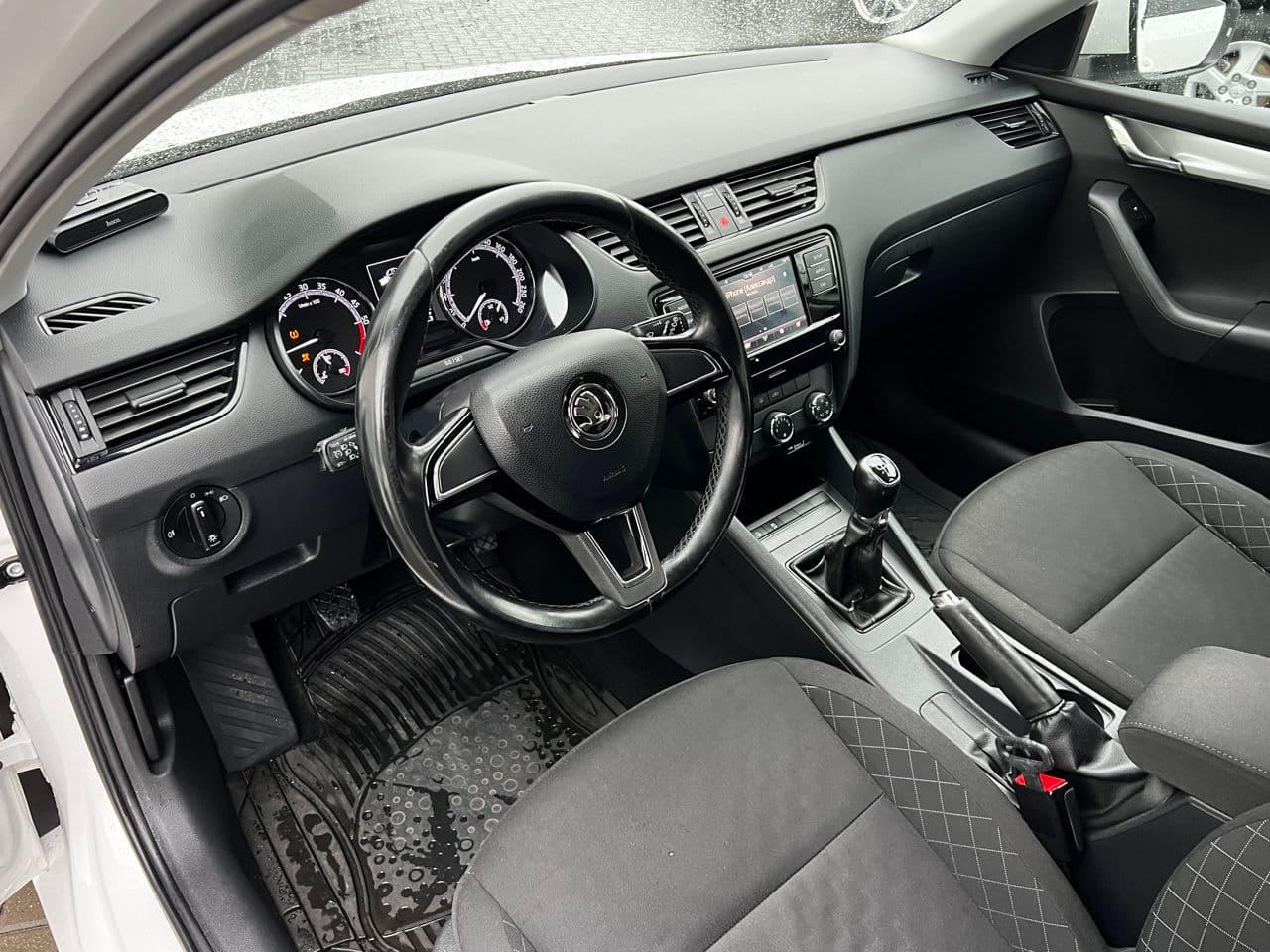 Skoda Octavia 2018 — Миниатюра 8