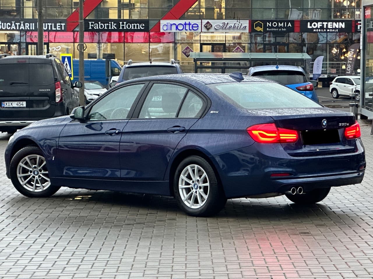 BMW 330E 2017 — Миниатюра 4