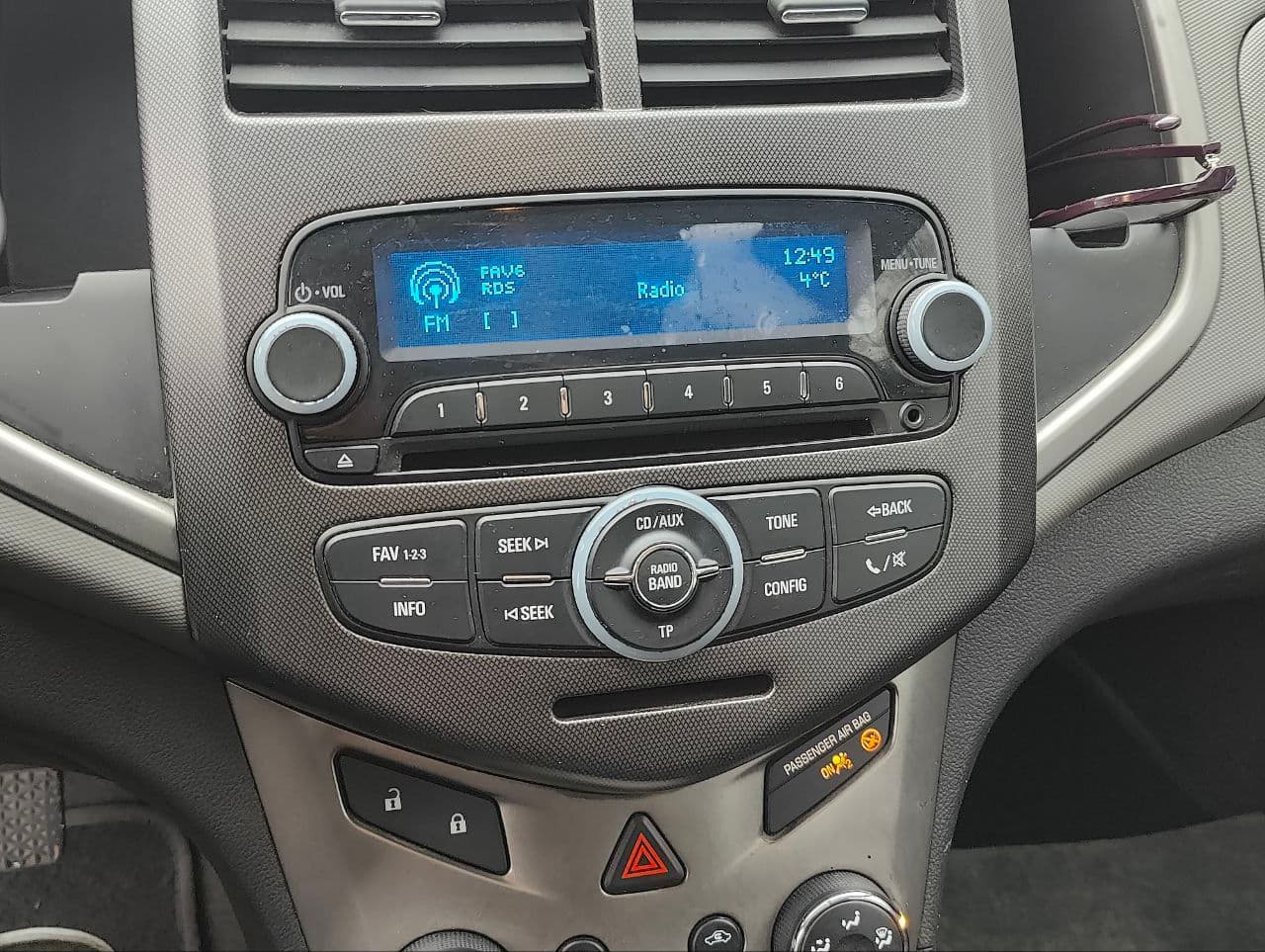 Chevrolet Aveo 2011 — Миниатюра 12