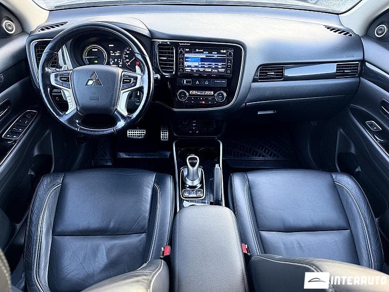 Mitsubishi Outlander 2015 — Миниатюра 8