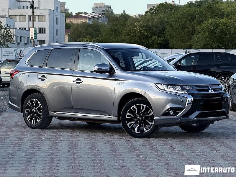 Mitsubishi Outlander 2015 — Миниатюра 4