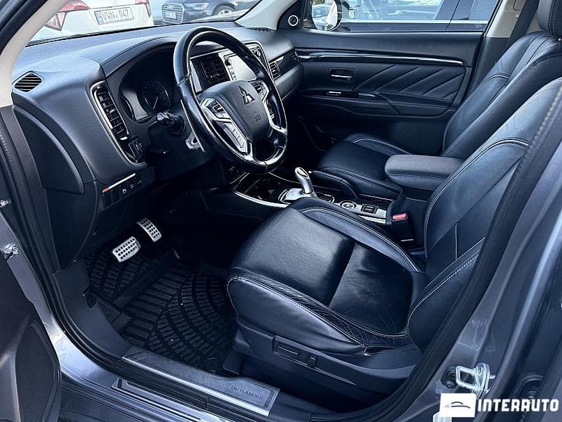 Mitsubishi Outlander 2015 — Миниатюра 5