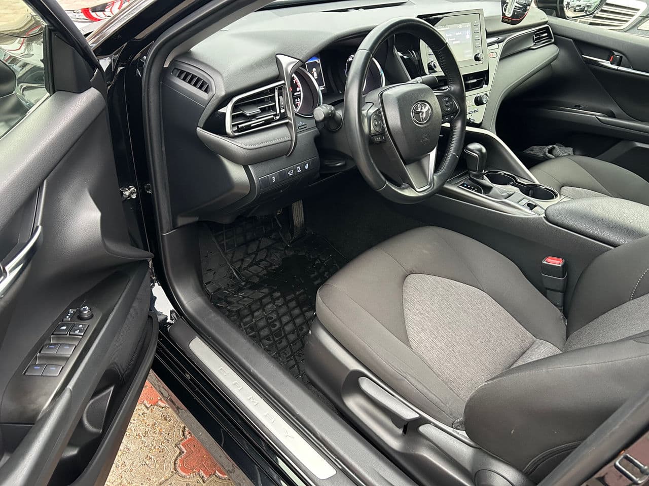 Toyota Camry 2021 — Миниатюра 5