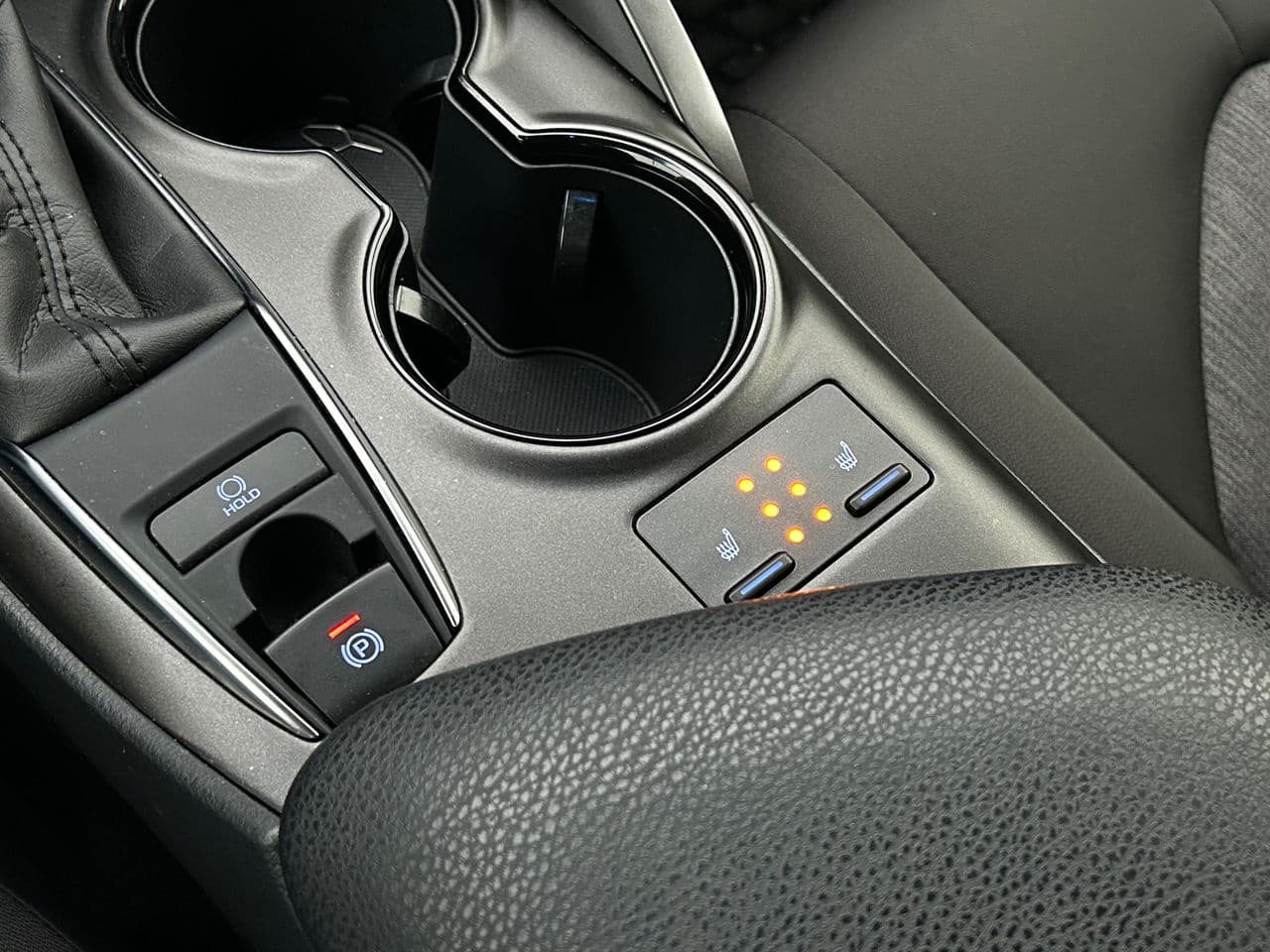 Toyota Camry 2021 — Миниатюра 14