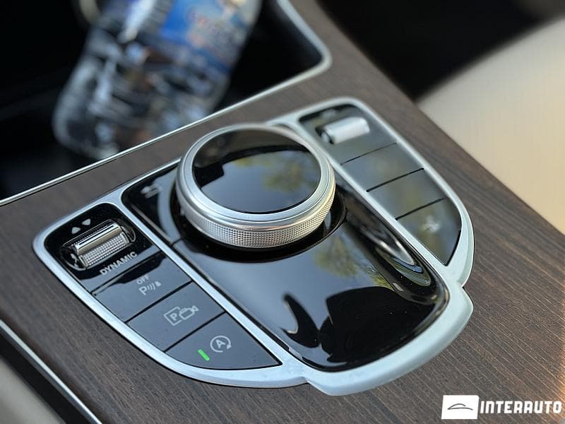Mercedes C 300 2019 — Миниатюра 16