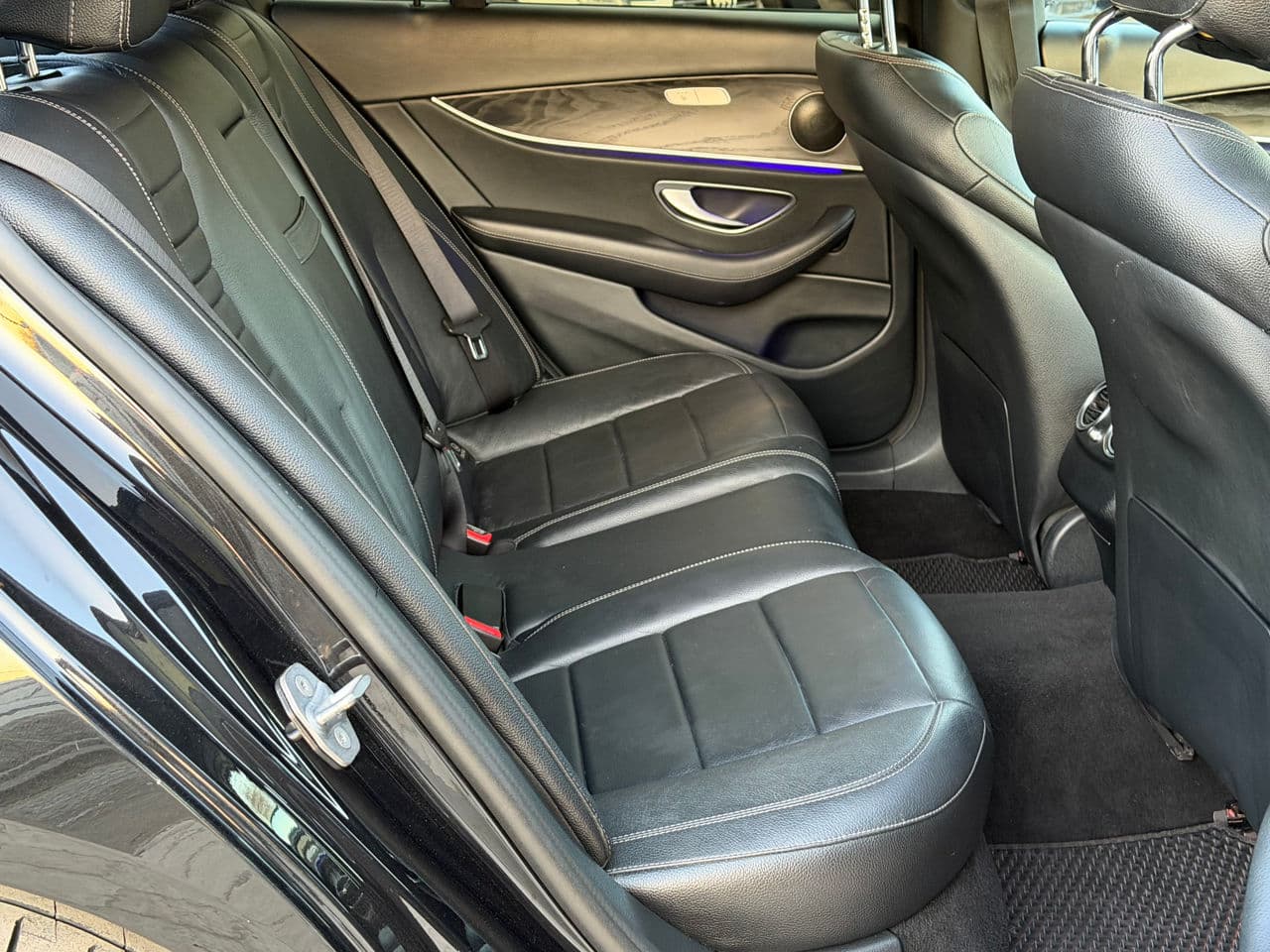 Mercedes E 220 2017 — Миниатюра 20