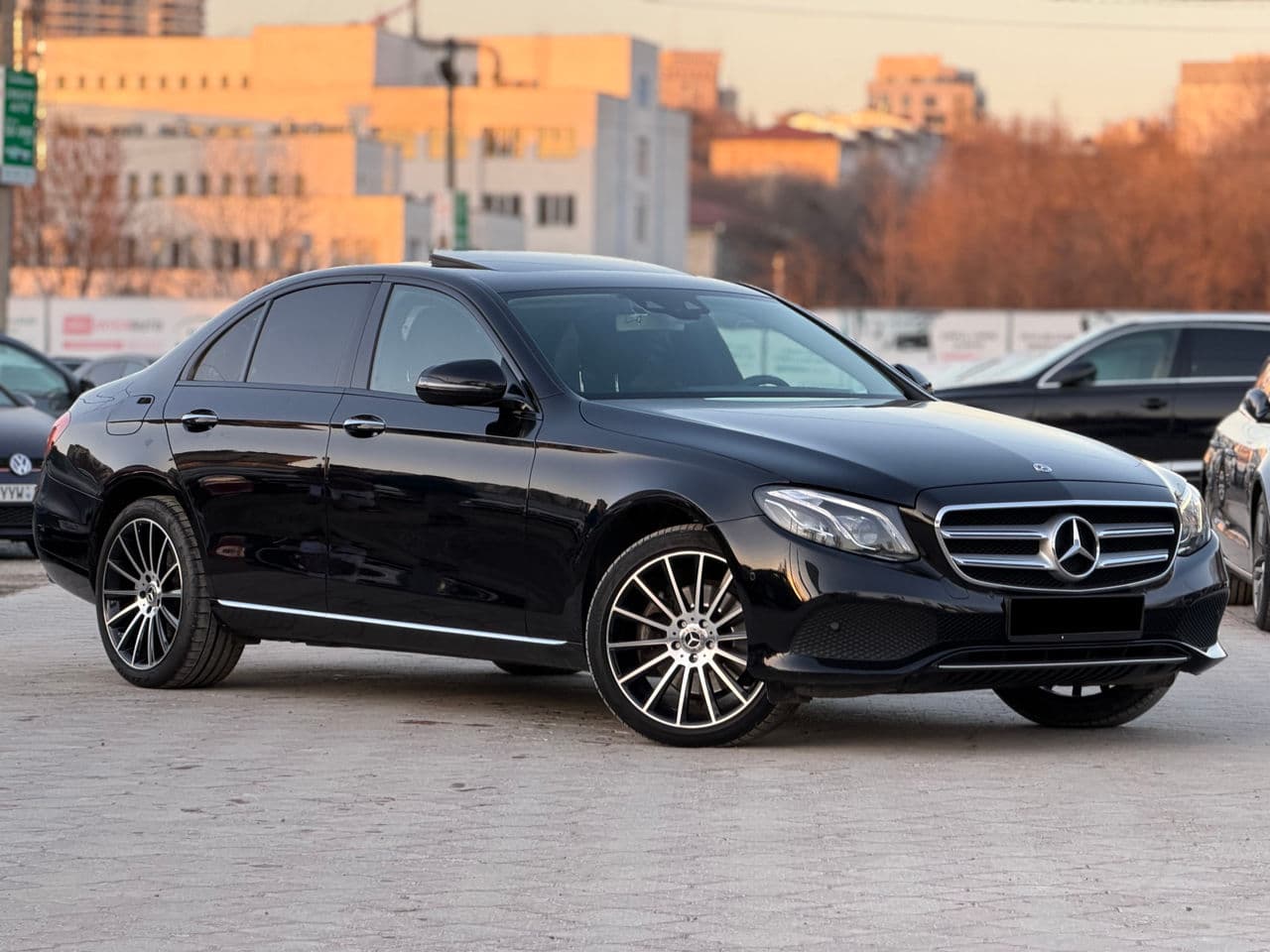 Mercedes E 220 2017 — Миниатюра 4
