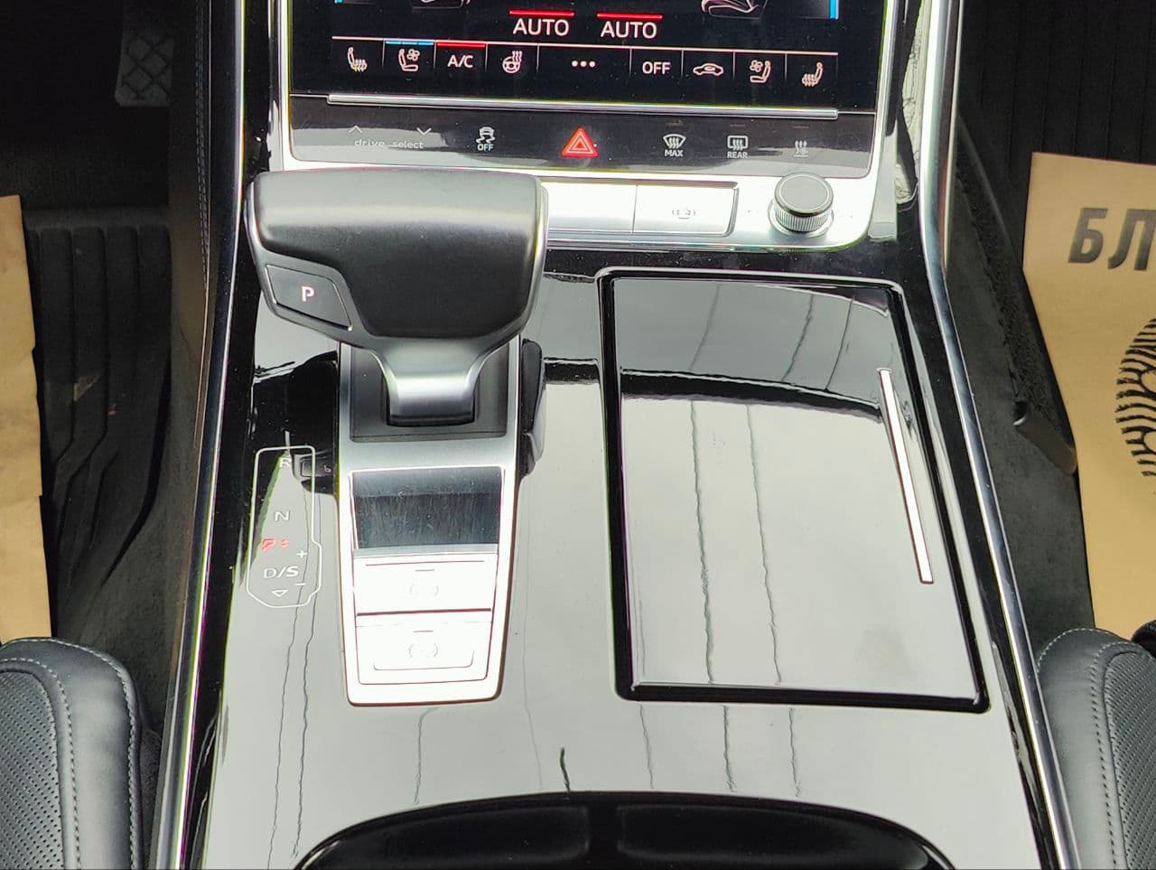 Audi A8 2018 — Миниатюра 16