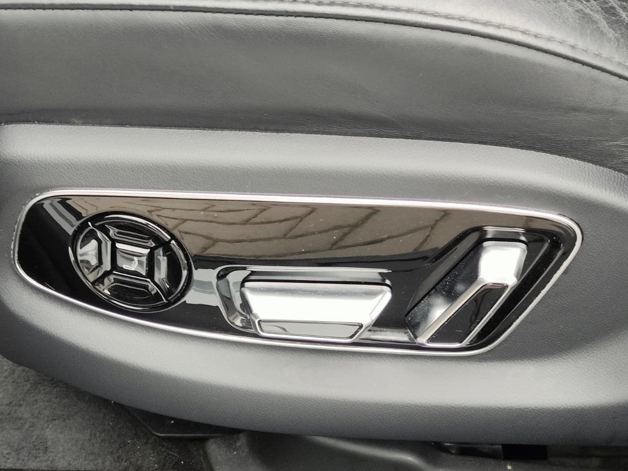 Audi A8 2018 — Миниатюра 18