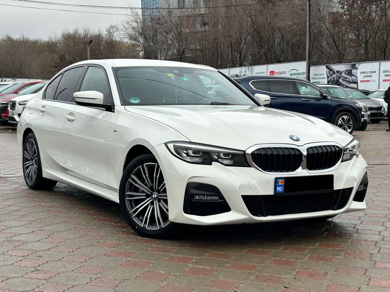 BMW 330E 2019 — Миниатюра 4