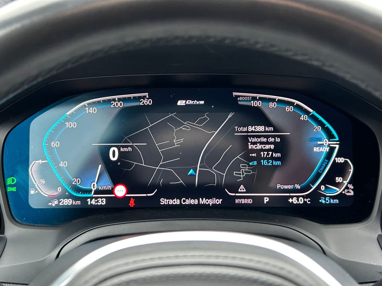 BMW 330E 2019 — Миниатюра 12