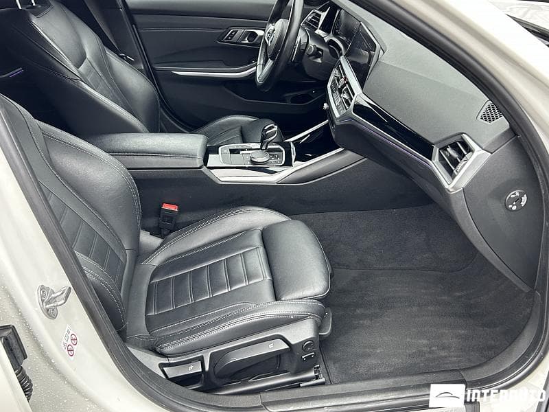 BMW 330E 2019 — Миниатюра 16