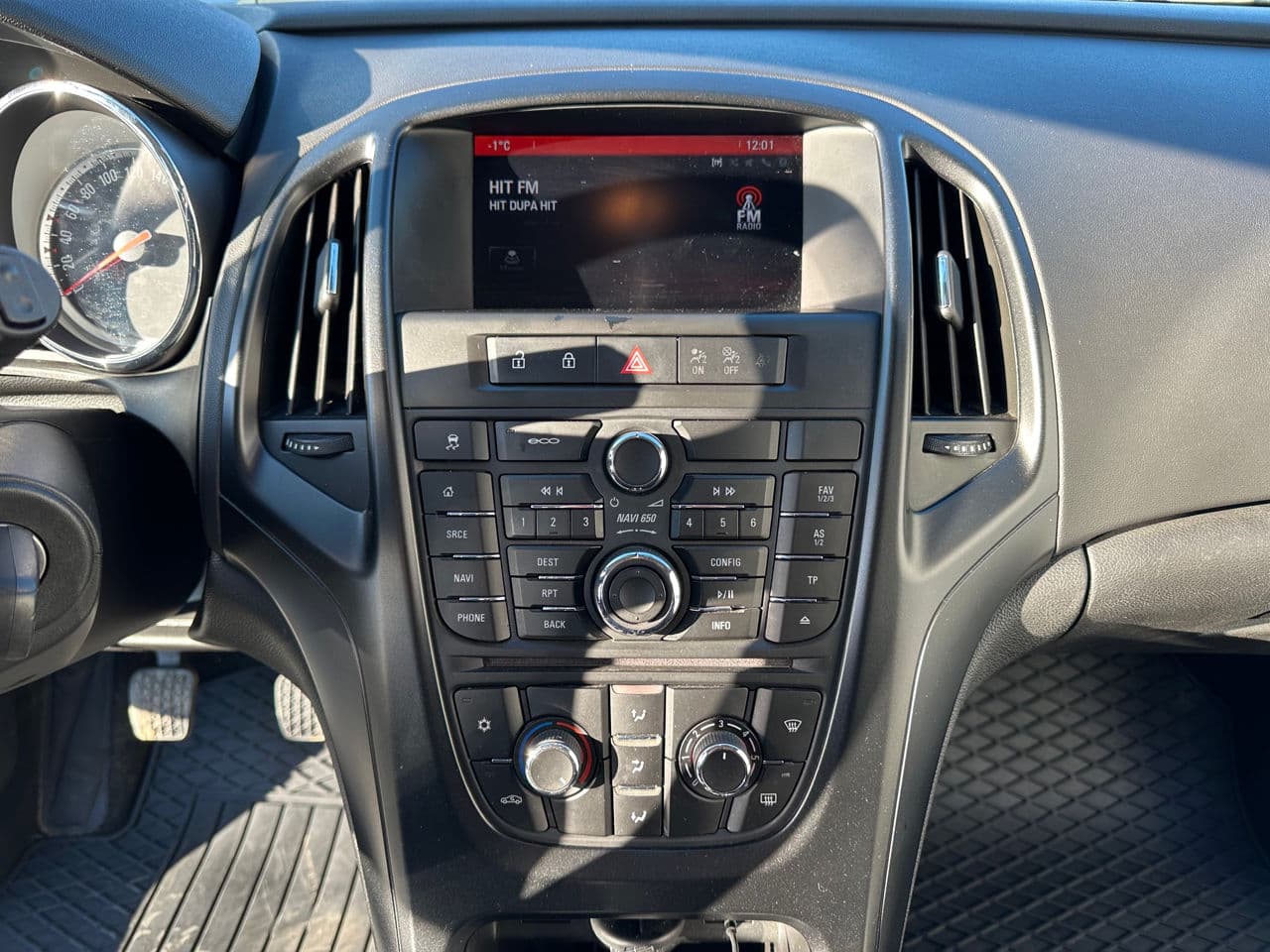 Opel Astra 2015 — Миниатюра 11