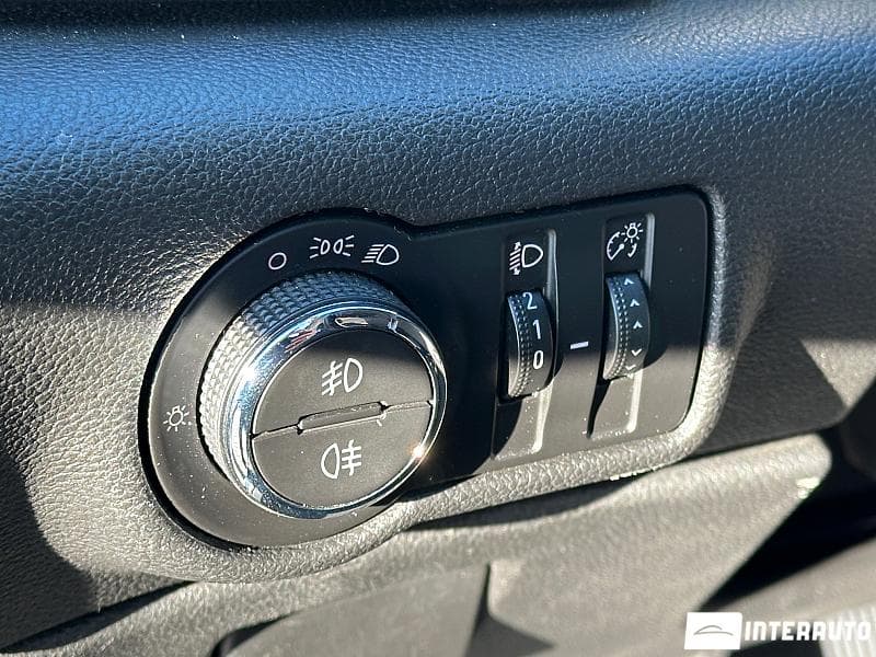 Opel Astra 2015 — Миниатюра 12