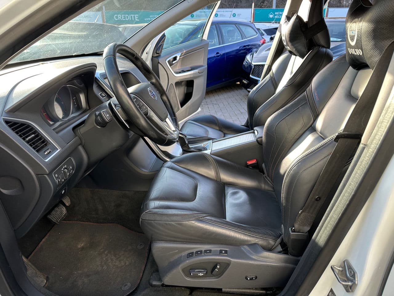 Volvo XC 60 2016 — Миниатюра 5