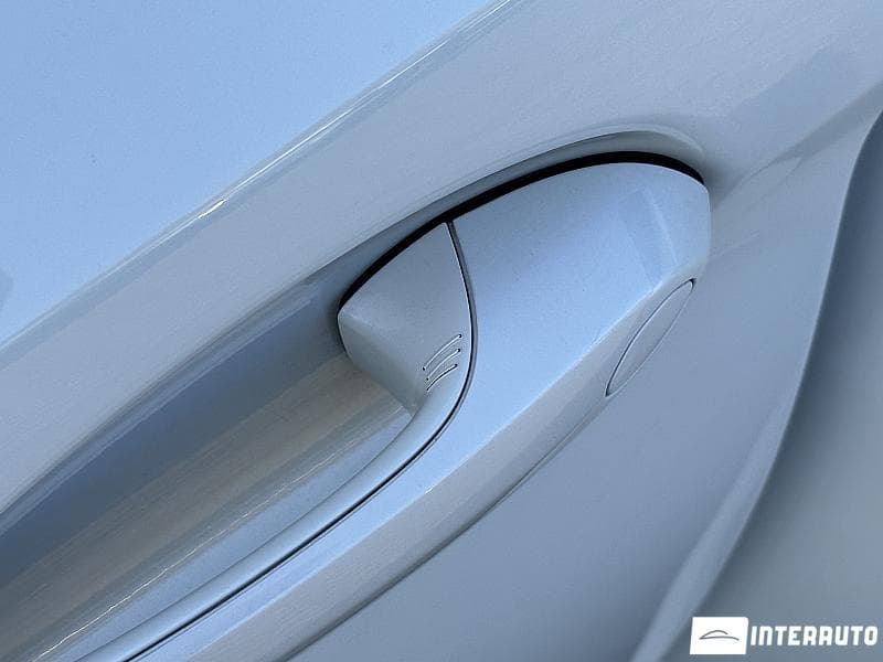 BMW 530 2019 — Миниатюра 18