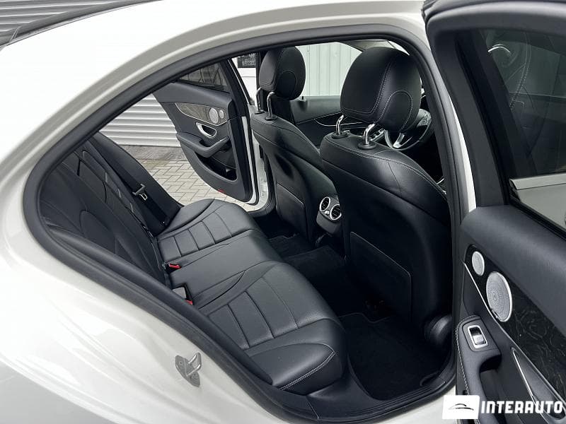 Mercedes C 300 2017 — Миниатюра 10
