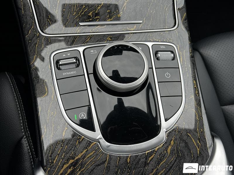 Mercedes C 300 2017 — Миниатюра 14
