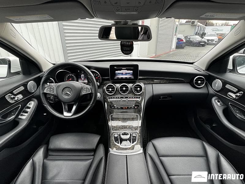Mercedes C 300 2017 — Миниатюра 11