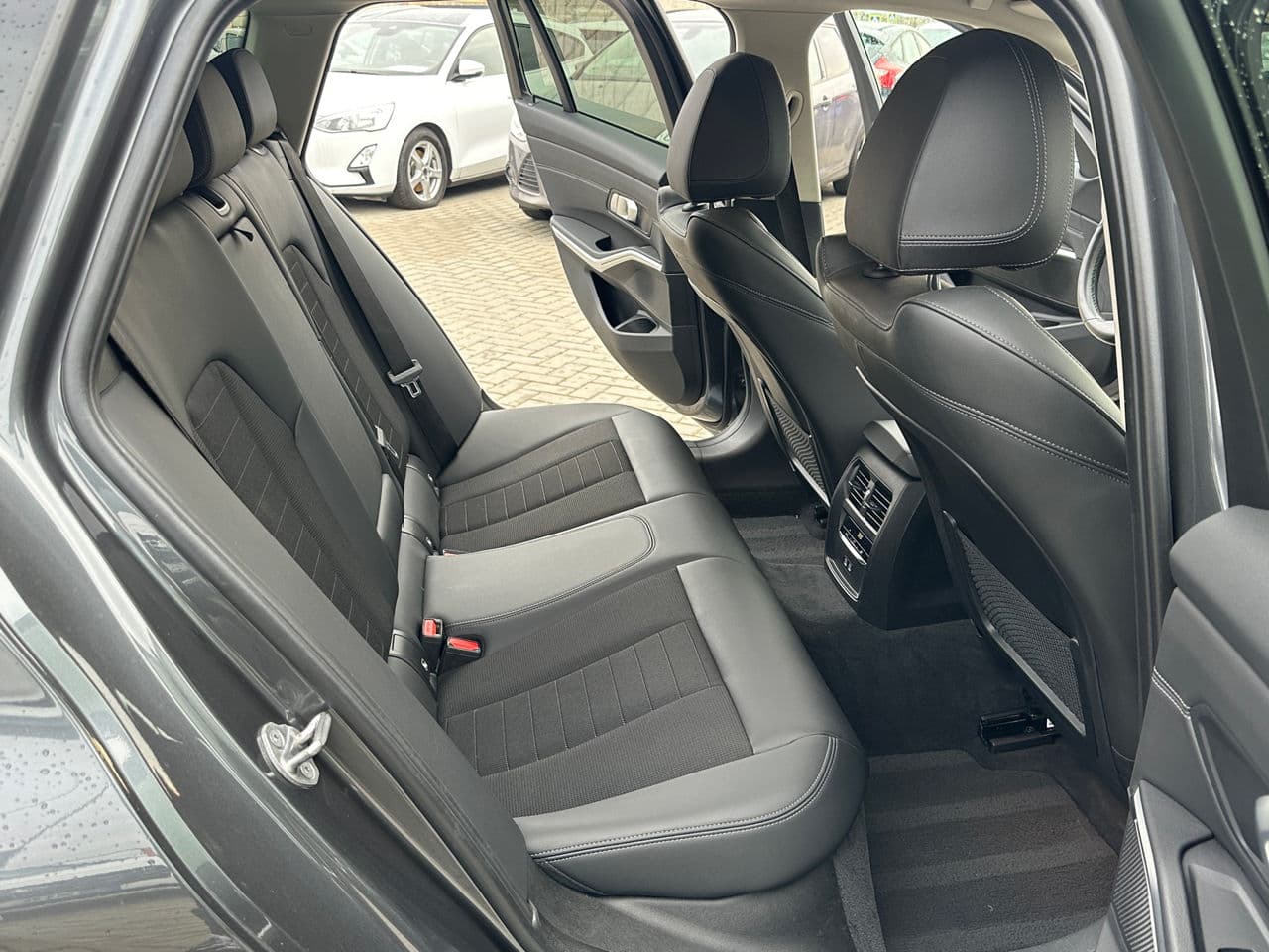 BMW 318 2021 — Миниатюра 14
