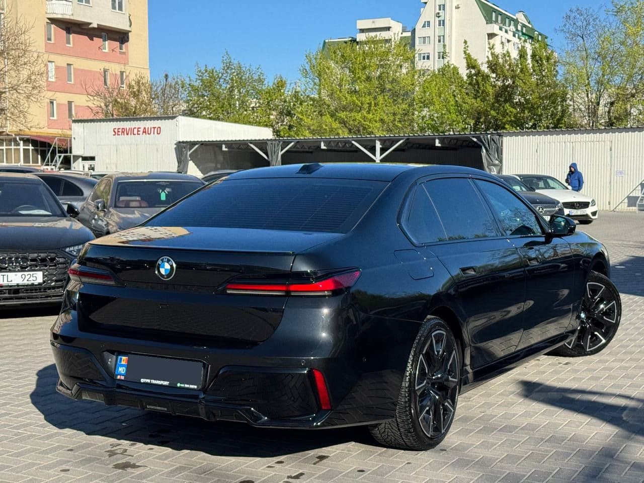 BMW 740 2023 — Миниатюра 2
