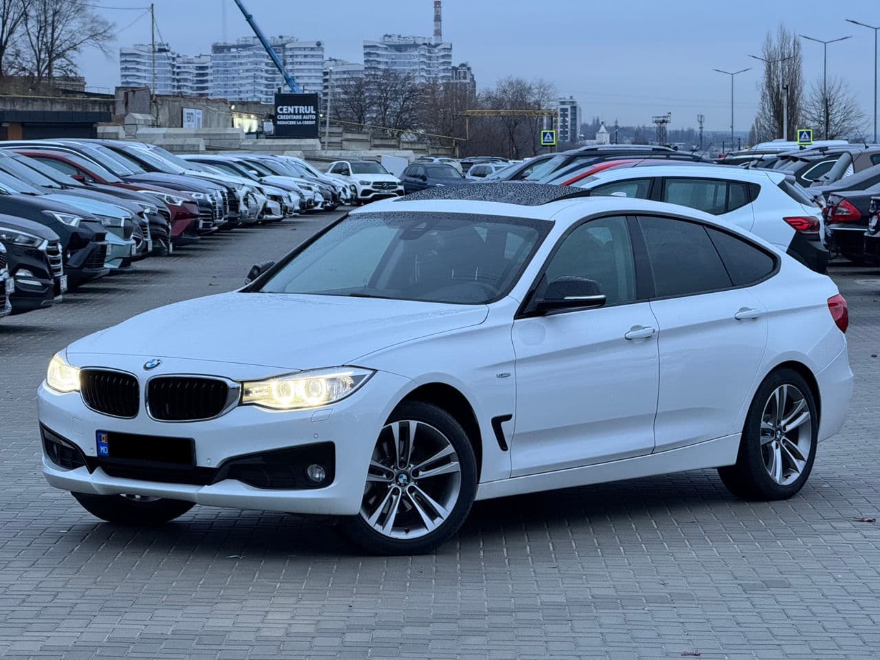 BMW 320 GT 2014 — Миниатюра 2