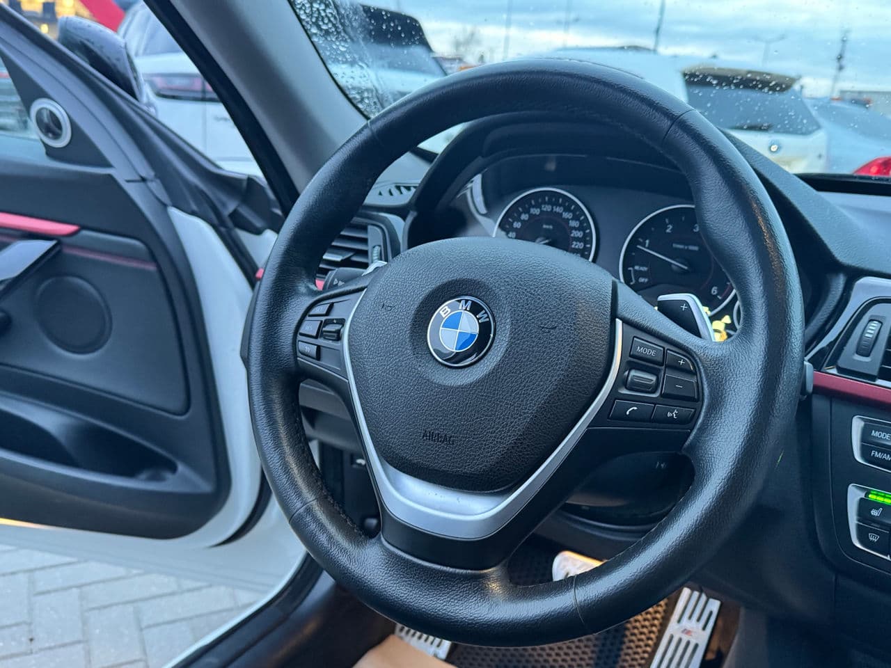 BMW 320 GT 2014 — Миниатюра 9