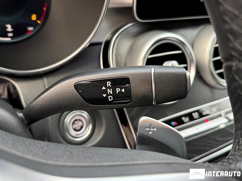 Mercedes C 220 2018 — Миниатюра 13