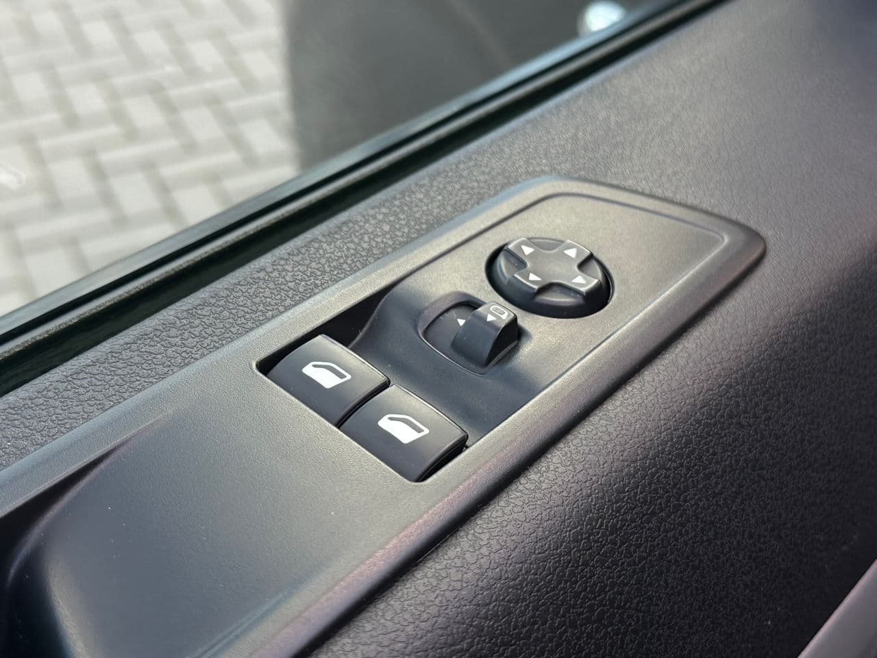 Peugeot Traveller 2021 — Миниатюра 8